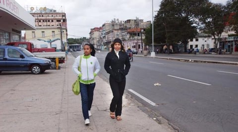 ¡Cuba se congeló más que pollo en cámara de frío!