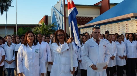 Cuba lamenta el fin de convenio médico con Jamaica, atribuye la causa a presiones de EE.UU.