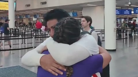 Reunión Familiar Tras Detención de ICE: Un Relato Cubano de Resiliencia