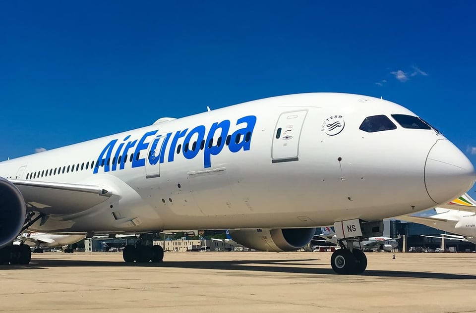 ¡Air Europa sacó los Dreamliner del taller y voló directo pa' Cuba!