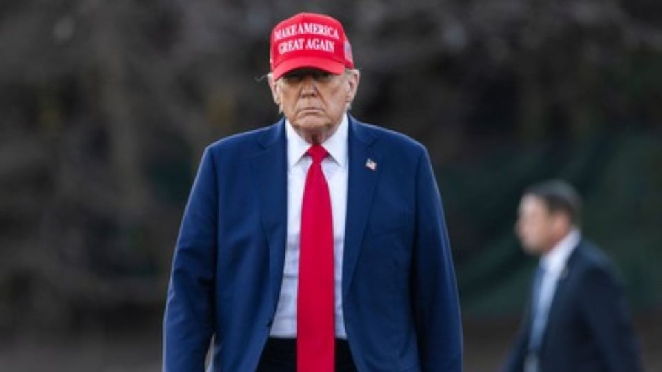 ¿Qué pasó, compadre? Trump se pone bravo y sopesa mandar 10 mil soldados más pa' Oriente Medio