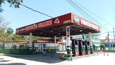 CIMEX Anuncia Retorno Gradual de la Venta de Combustible en Pesos Cubanos