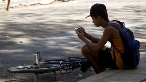 ¿Se quedó Cuba en la edad de piedra? La luz se fue y con ella internet y el teléfono