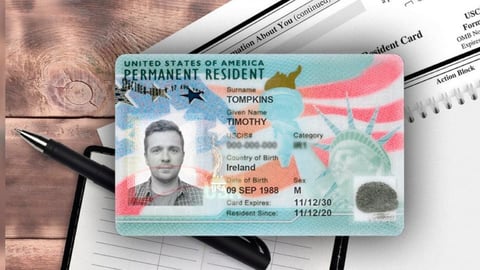 ¿Metiste la pata en tu I-94? ¡Te pueden quitar la Green Card!