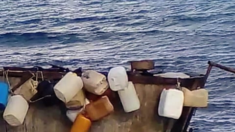 Balseros Cubanos: Seis Rescatados en Alta Mar y Bajo Custodia en Gran Caimán