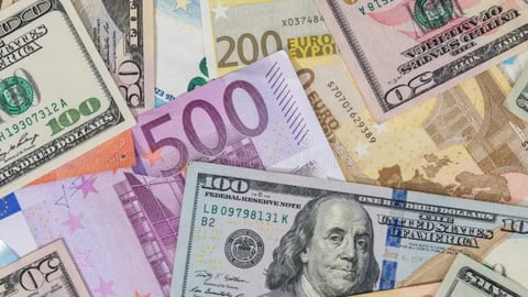 El Peso Cubano Cede Terreno: El Dólar Se Acerca a los 800 CUP en el Mercado Informal