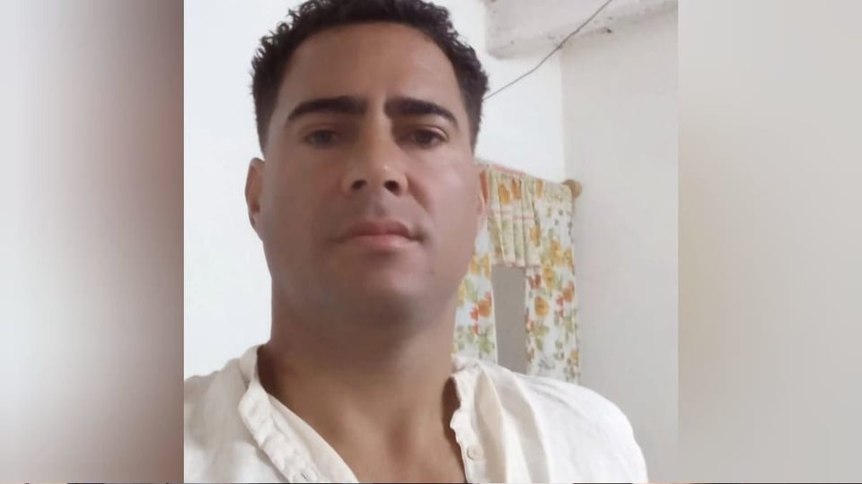 ¿Apuñala'o y Atrapa'o? Hombre Causa Tremendo Lío en Colón por Supuesta Agresión