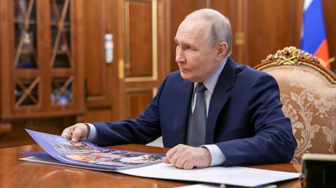 Putin se esconde por miedo a que lo asesinen