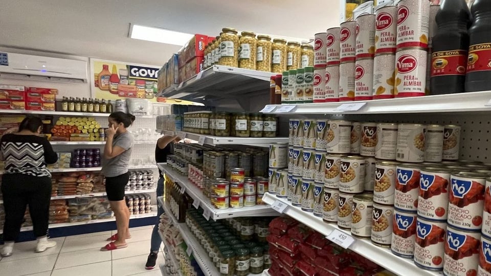 ¿Y si los emigrados mandan en los negocios en Cuba? ¡A ver qué pasa!