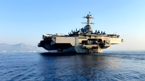 El ‘USS Gerald R. Ford’ se mueve al Oriente Medio: un giro estratégico de EE.UU.