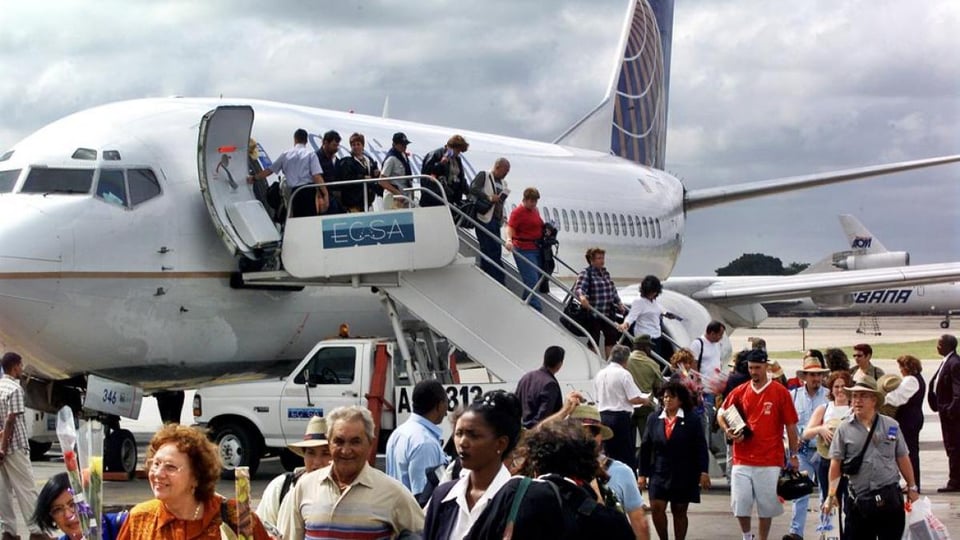 ¿Con la gasolina por el suelo y el turismo cayéndose, vuelan los americanos a Cuba? ¡Sí, y a seis aeropuertos!