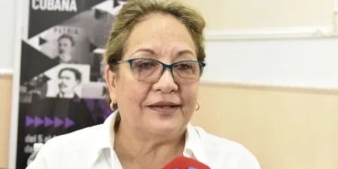 Arleen Rodríguez Derivet: Martí sin luz da candela, ¡y ella sin Martí arma tremenda bochinchera!