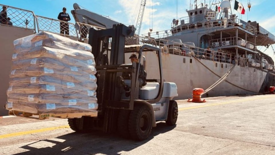 México Envía Barcos Llenos de Ayuda a Cuba: Comida y Productos Básicos