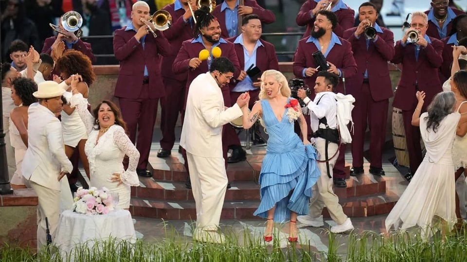 ¿Bad Bunny le viró la tortilla al Super Bowl con un bembé bien boricua?