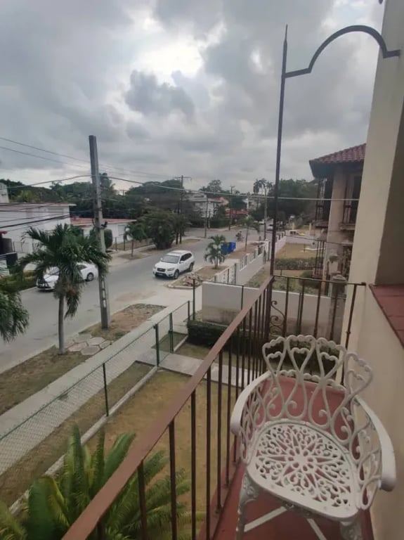 Casa en Cerca del mar y del Teatro Karl Marx, Playa, La Habana — foto 4