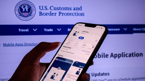 Alarma en EEUU: Revocan parole a cubanos que entraron por CBP One