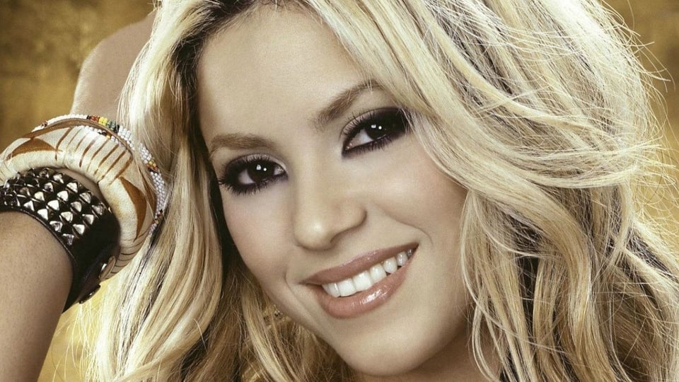 ¡Shakira reventó la taquilla y dejó a Luismi comiendo polvo!