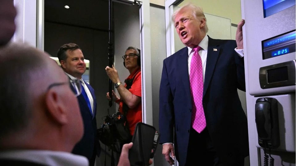 ¡Trump dice que Cuba se cae a pedazos y promete apoyo a los cubanos de Miami!