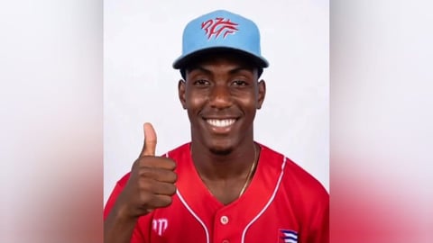 Fallece el joven lanzador cubano Reinaldo Lovell a los 24 años tras un infarto