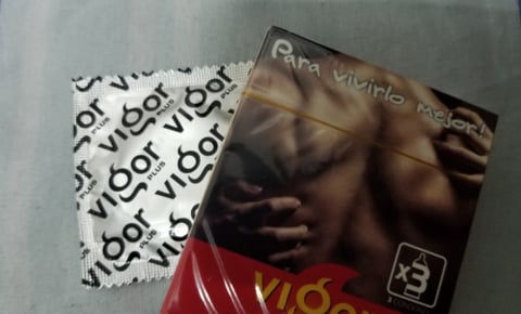 ¿A lo cubano,ratulations pa' Cuba por el VIH, pero ¿y los condones?