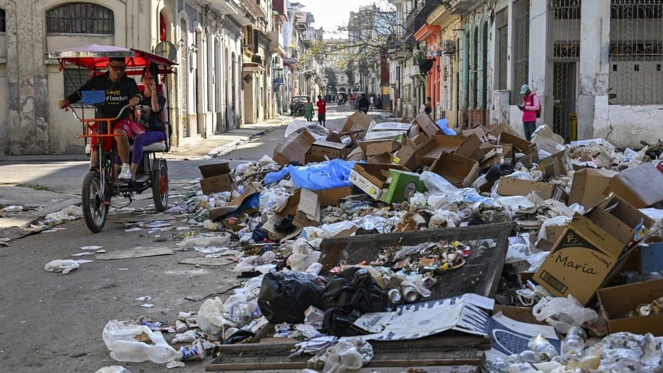 ¿Y tú, vives del aire? Pobreza extrema en Cuba se come hasta el desayuno, según informe