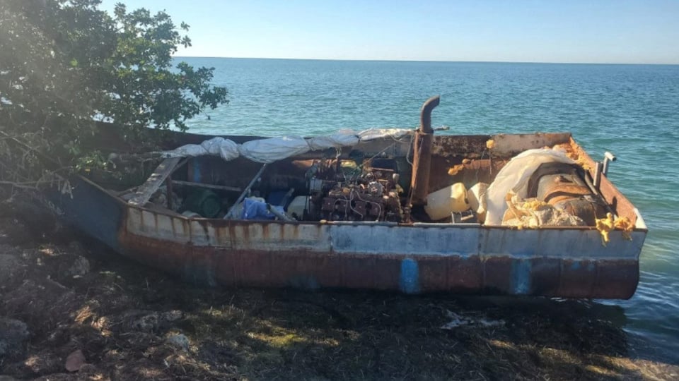 Islas Caimán se alista por si llegan muchos cubanos por mar