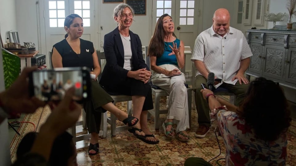 ¿Hasta cuándo la guagua? Congresistas de EE.UU. se dan el vapor con Díaz-Canel y ven la isla 'frita'
