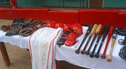 Implementos de béisbol robados son devueltos al equipo de Matanzas tras operativo policial