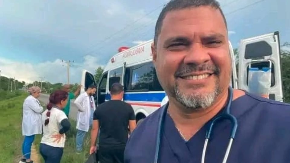 ¿Se le pinchó la goma a la ambulancia? ¡Salvan a joven en Pinar del Río!