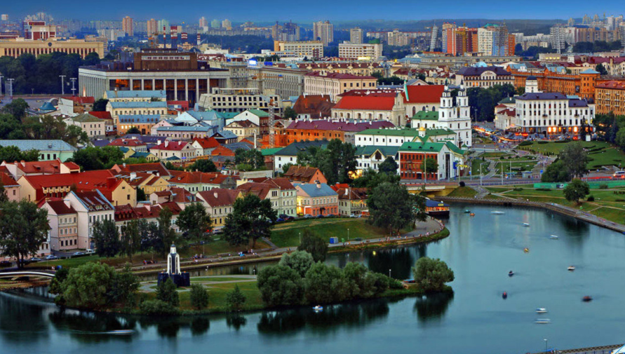 ¿Sin Visa a Europa? ¡Belarús Te Espera con los Brazos Abiertos y Pasaporte en Mano!