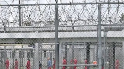 Corte limita detenciones automáticas de inmigrantes en EE.UU.