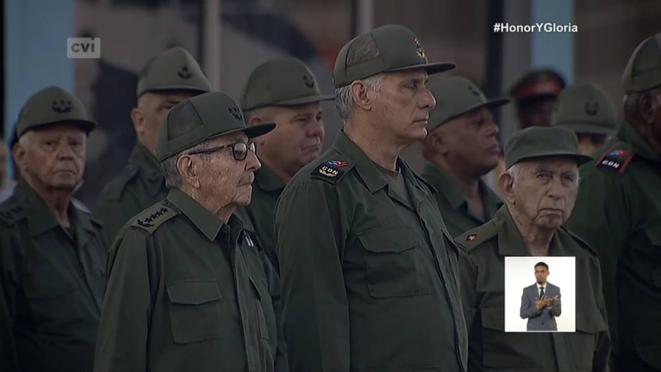 Cuba silencia muertes de 32 militares en Venezuela con ceremonia propagandística
