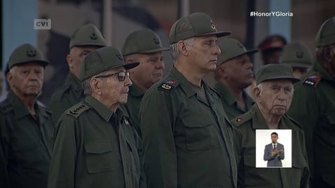 Cuba silencia muertes de 32 militares en Venezuela con ceremonia propagandística