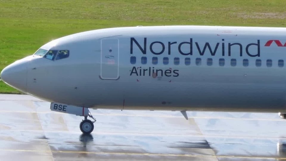 ¡Tremendo bochorno! Aviones llegan vacíos a Cuba, ¡solo a buscar turistas pa' largarlos de aquí!