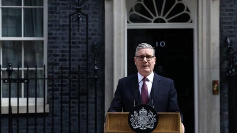 Keir Starmer Renuncia como Líder del Partido Laborista y Primer Ministro del Reino Unido