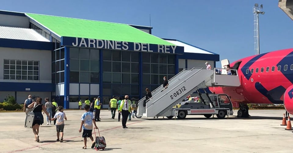 Cayo Coco y La Habana: Sin Combustible para Aviones por Un Mes