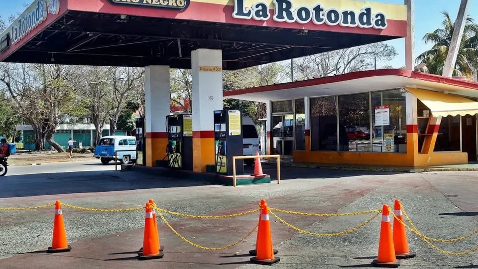 ¡Candela! ¿El estado repartiendo la gasolina importada a privados?