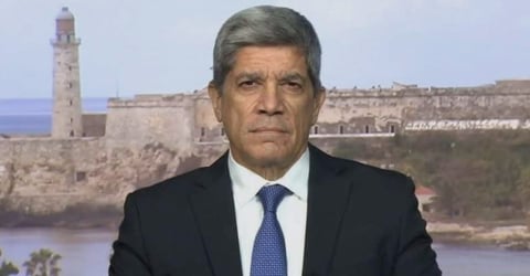 La Habana y Washington: Hablan Bajo Cuerda en Plena Presión