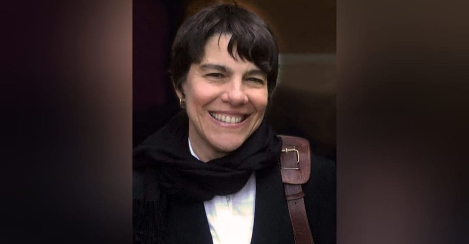 ¡No me digas! ¿Se nos fue la Rebull? ¡La que lo mismo era Caballero Blanco que estrella de la OTI!