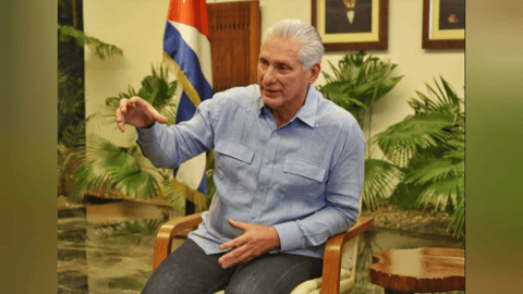 Díaz-Canel Defiende la Revolución Cubana en Medio de Reformas Económicas