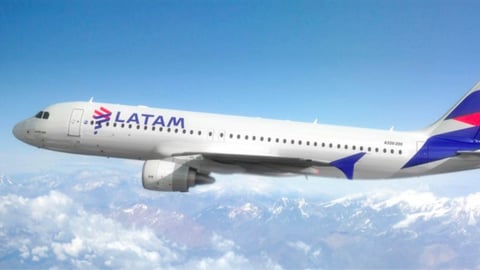 Vuelos de LATAM Perú a Cuba se suspenden por crisis de combustible