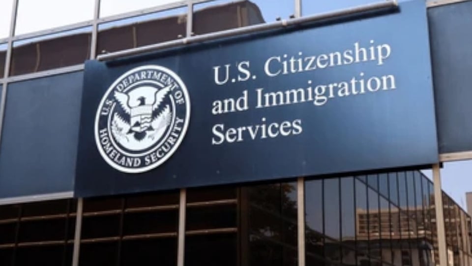 ¿ADN pa' probar que es tu mamá? USCIS se pone detective con los inmigrantes