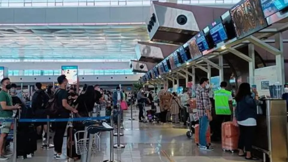 ¡Tremendo chismecito! ¿EE.UU. quiere tu Facebook y el de tu tía para darte la entrada?