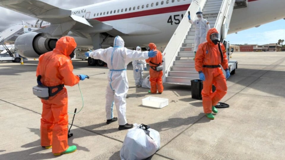 Turista francesa lucha por su vida tras contraer hantavirus en crucero