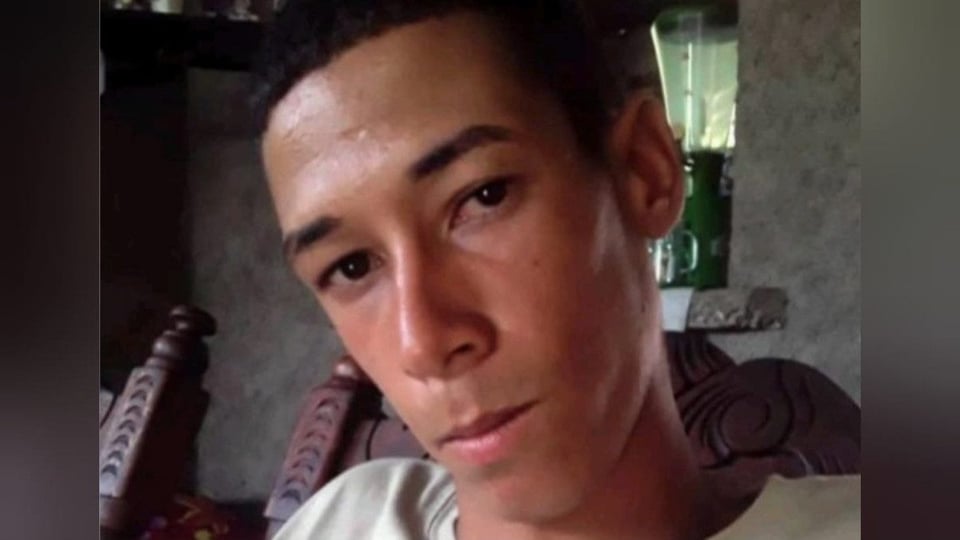 ¿Y a este muchacho se lo tragó la tierra? Desaparece joven en El Cobre y la familia clama por ayuda