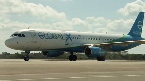 Estados Unidos Repatrió a 91 Migrantes Cubanos en Vuelo Coordinado