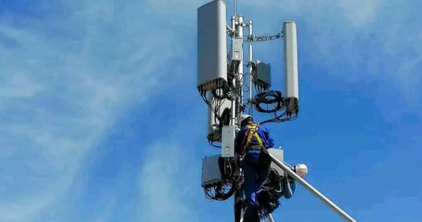 ¡Apagones tumban la señal! Etecsa admite que la red móvil cubana colapsa