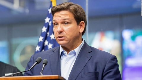 ¿Descontentos? DeSantis les dice a los republicanos: ¡No me dejen solo contra los socialistas!