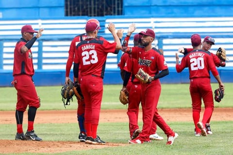 Huracanes de Mayabeque Ruge en el Latino y Empareja la Serie contra Industriales