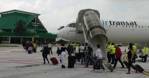 Pérdidas Millonarias para Air Transat por Suspensión de Vuelos a Cuba